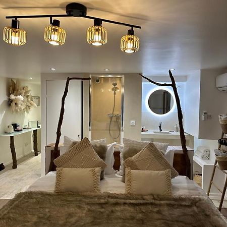 Appartement Jacuzzi Prive アヴィニョン エクステリア 写真