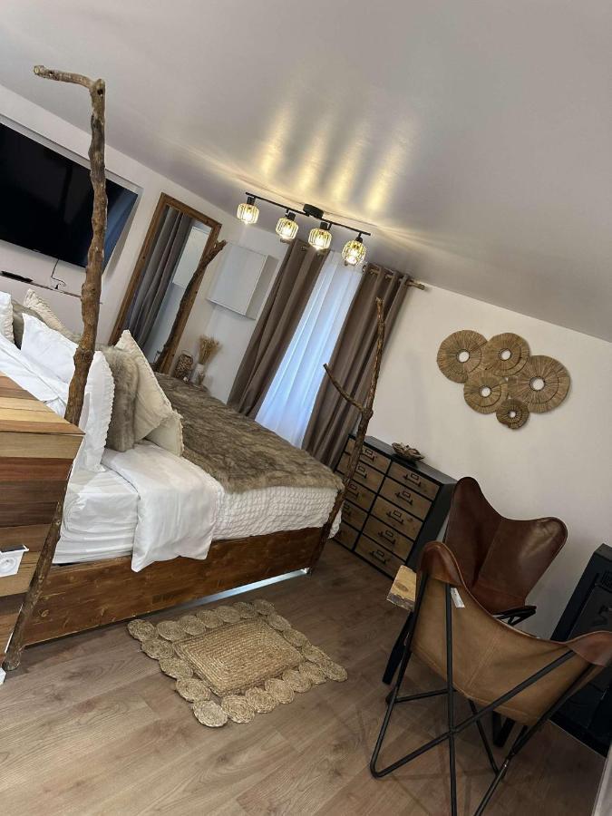 Appartement Jacuzzi Prive アヴィニョン エクステリア 写真